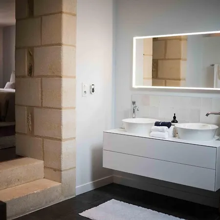 Clos De La Barbanne Bed & Breakfast Montagne (Gironde)